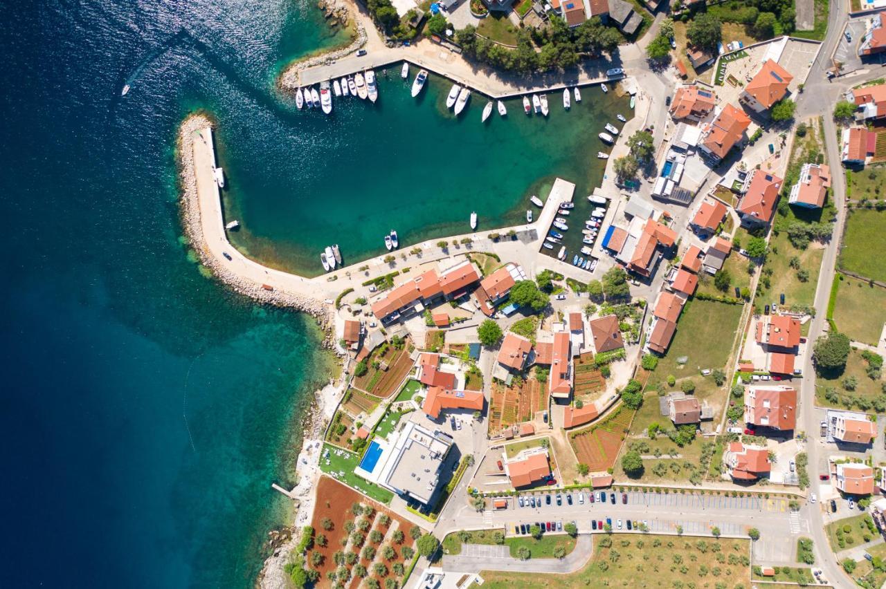 Apartments Otia Seaview Porat  Eksteriør bilde