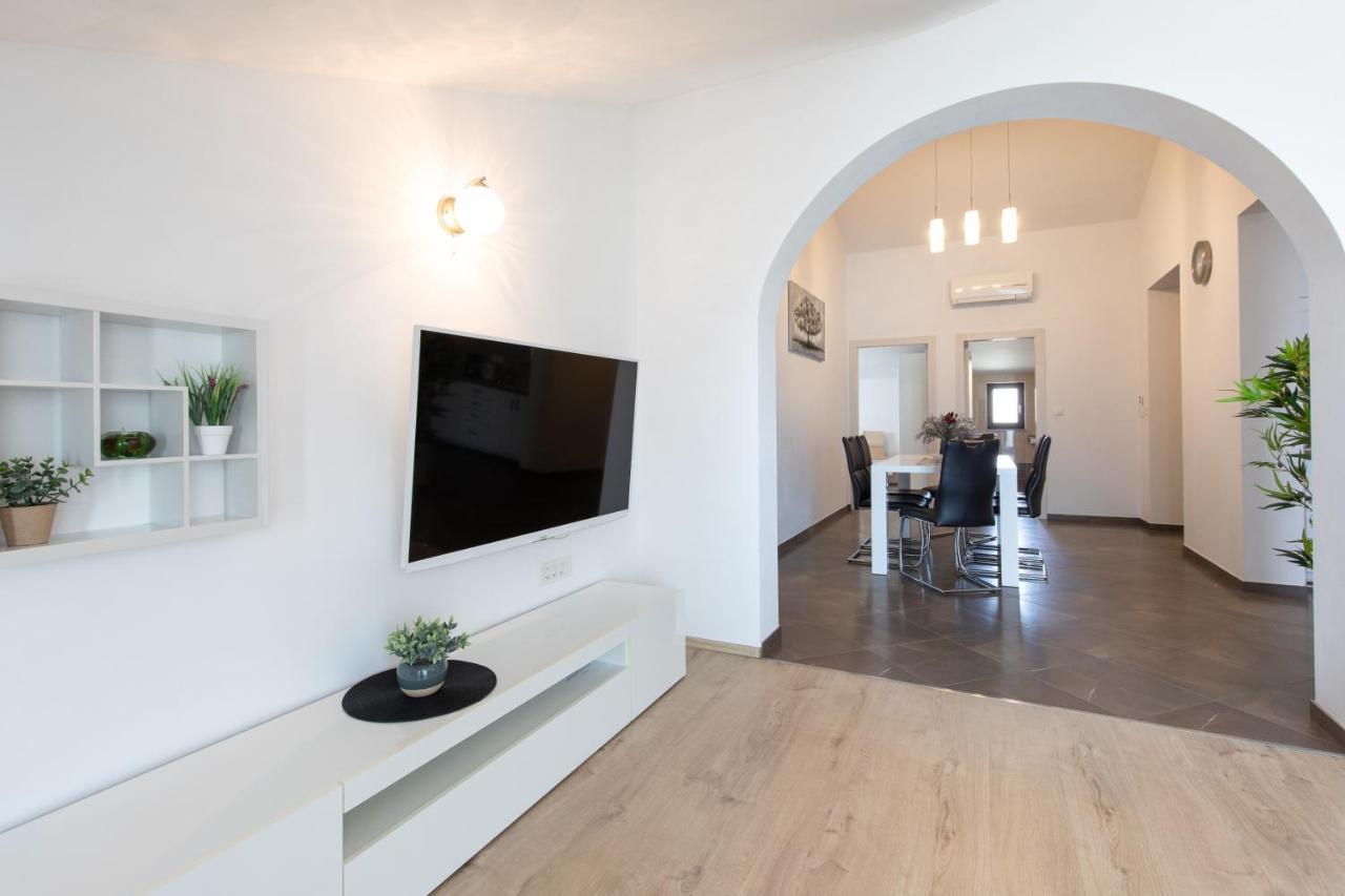 Apartments Otia Seaview Porat  Eksteriør bilde