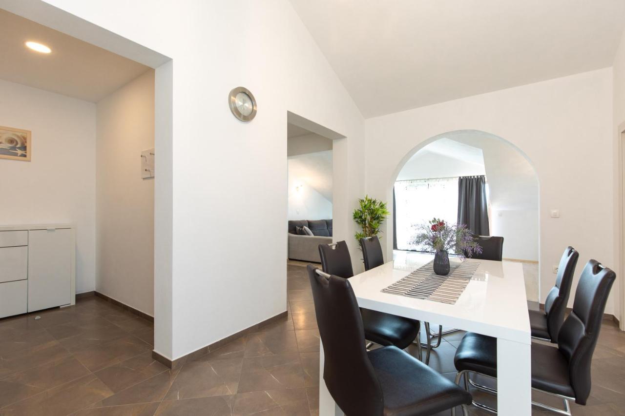 Apartments Otia Seaview Porat  Eksteriør bilde