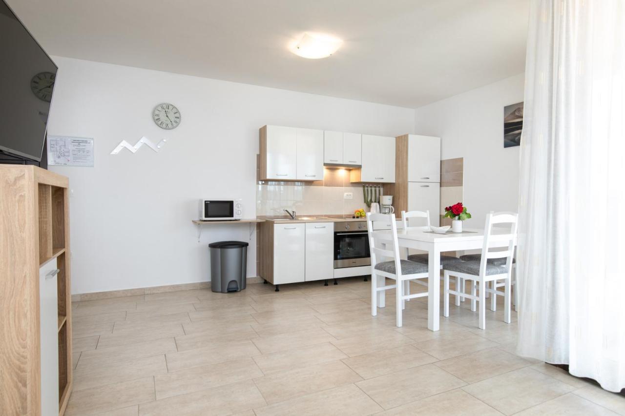 Apartments Otia Seaview Porat  Eksteriør bilde